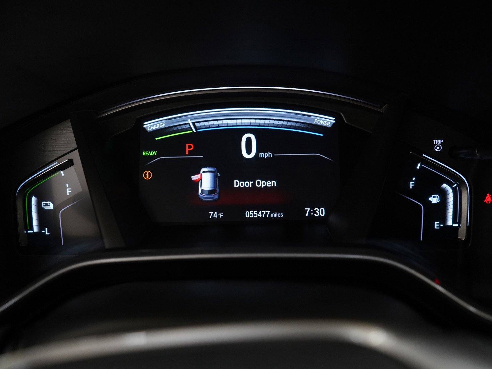 2022 Honda CR-V Hybrid Touring photo 21