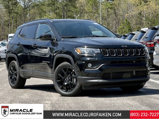 2025 Jeep Compass Latitude's photo