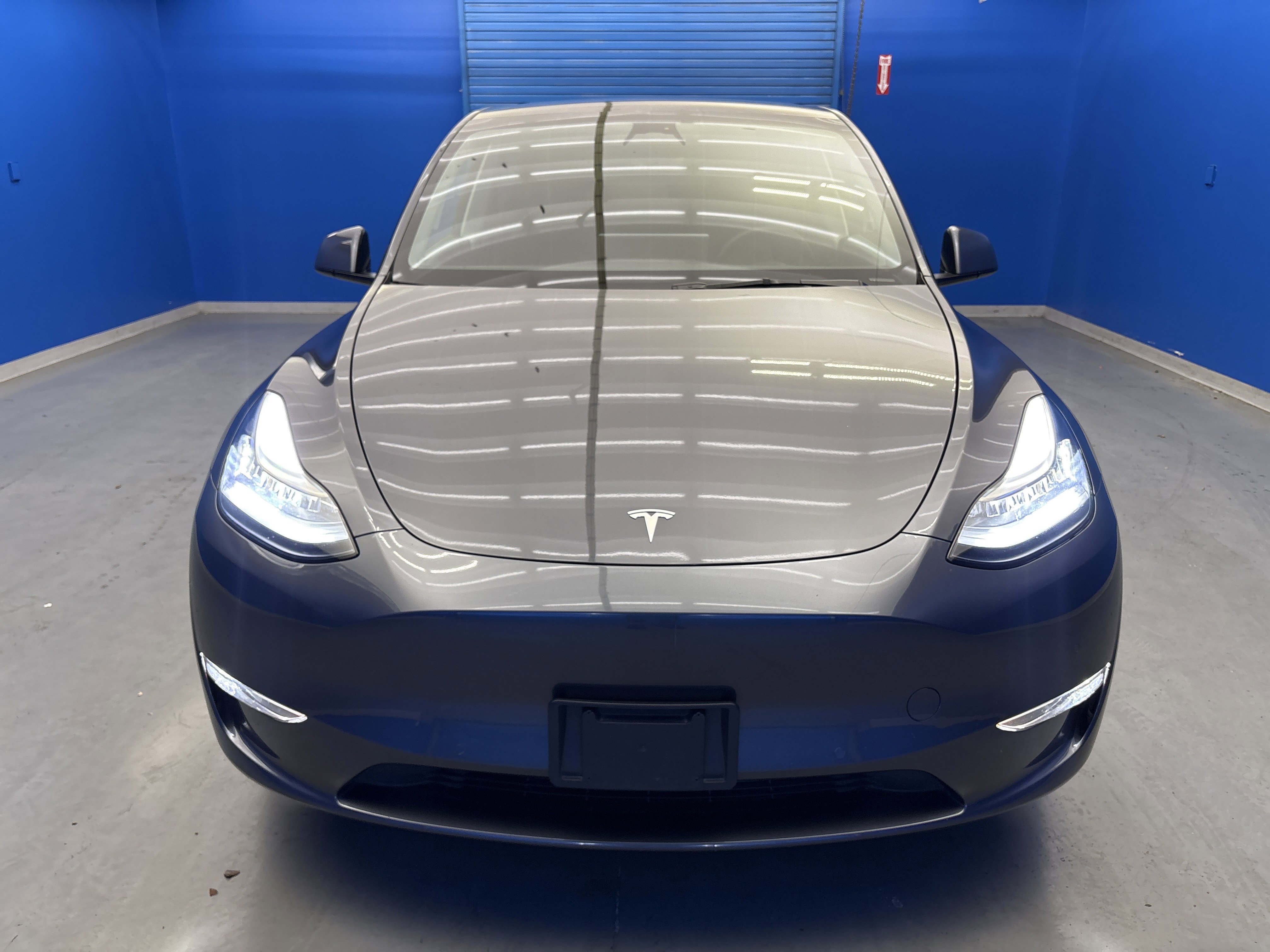 2022 Tesla Model Y Long Range photo 3