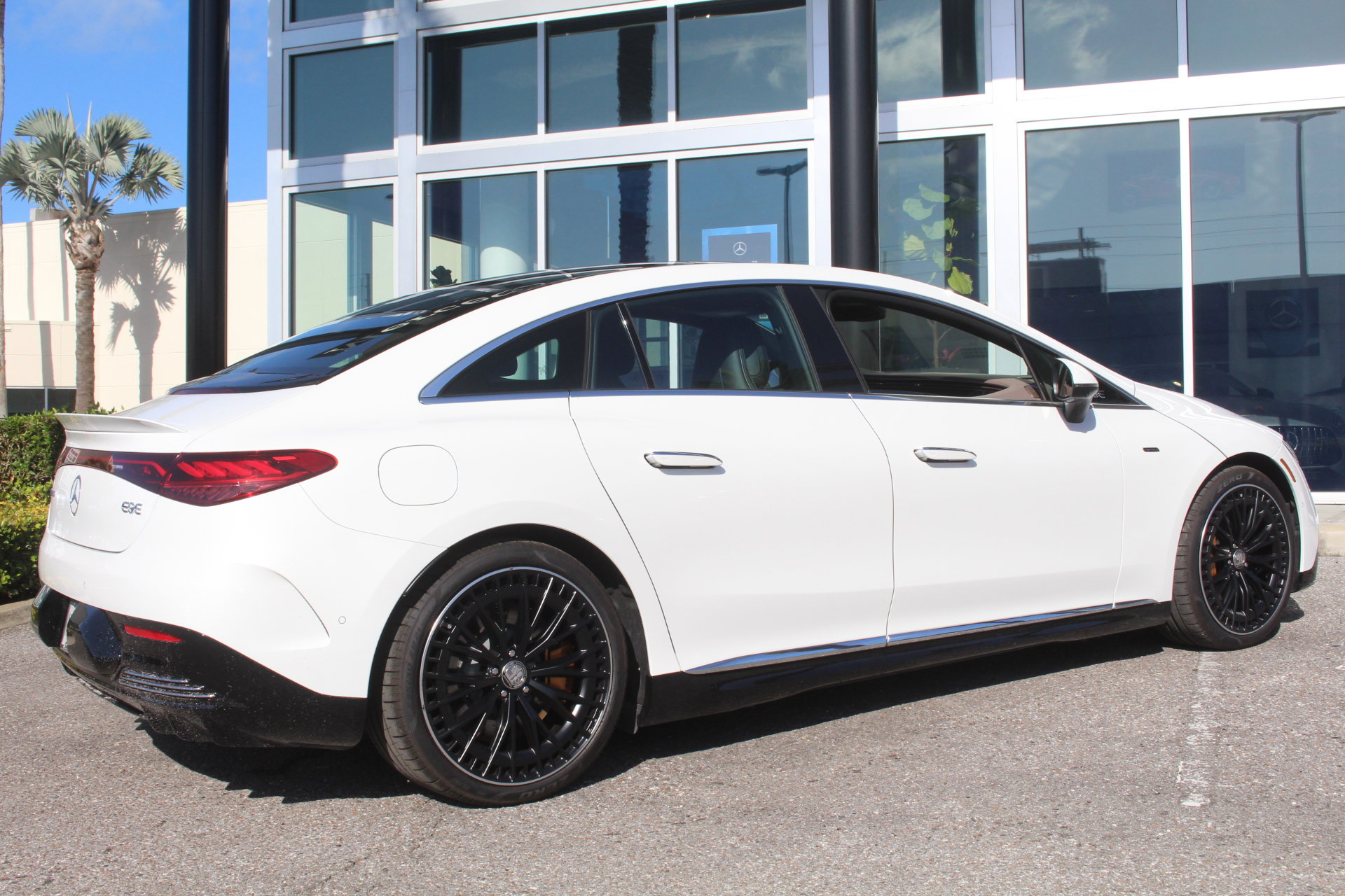 2025 Mercedes Benz EQE Sedan AMG photo 5