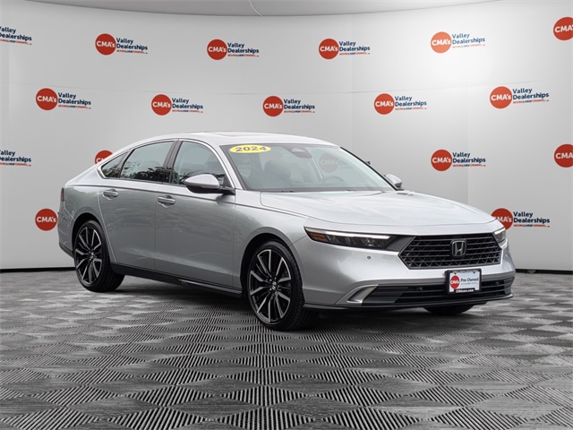 2024 Honda Accord Hybrid Touring photo 3