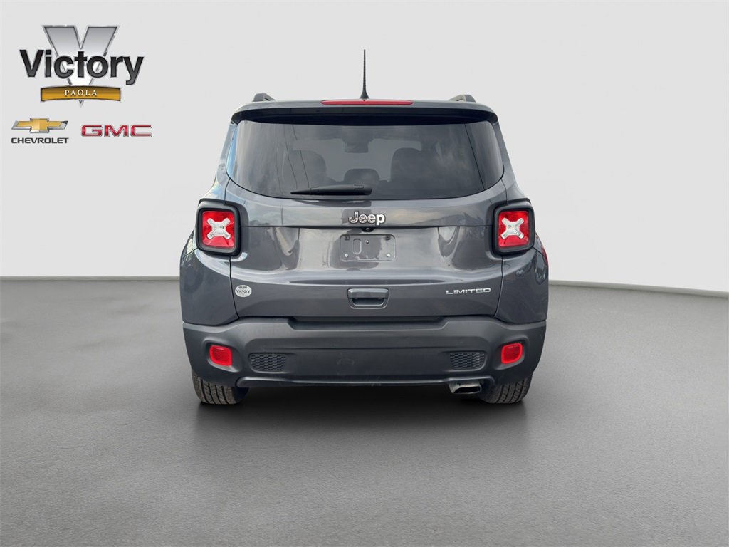2022 Jeep Renegade Limited photo 3