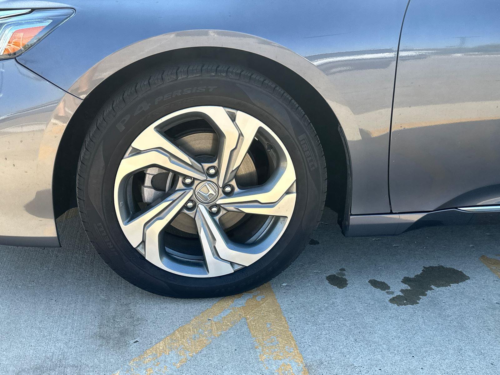 2018 Honda Accord EX-L 1.5T photo 5