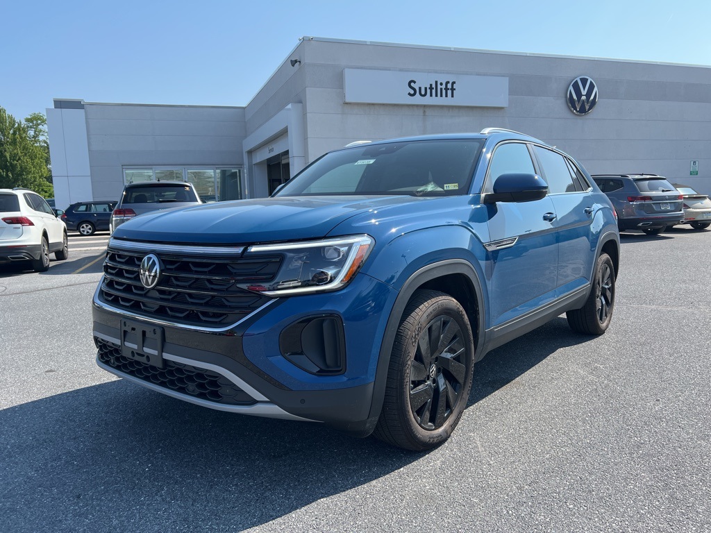 2025 Volkswagen Atlas Cross Sport SE w/Tech