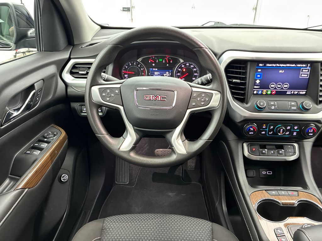 2023 Gmc Acadia SLE photo 12