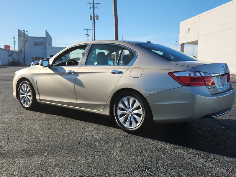 2013 Honda Accord EX-L photo 3