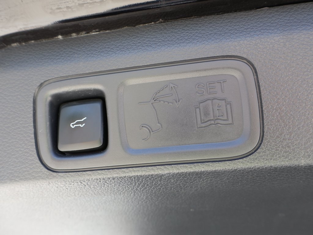 2024 Lincoln Navigator L Standard photo 18