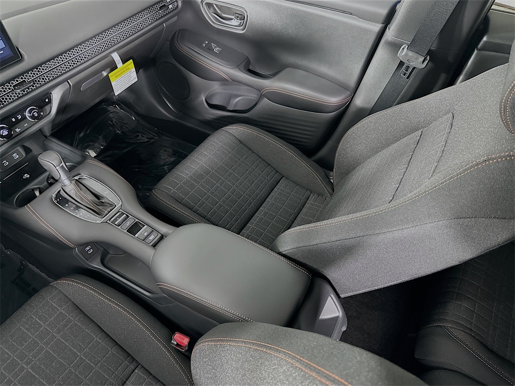 2026 Honda HR-V Sport photo 4