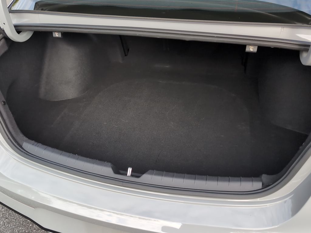 2024 Kia K5 GT-Line photo 10