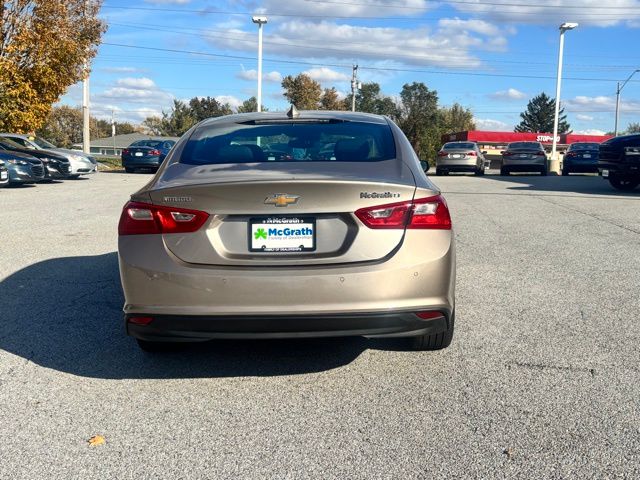2024 Chevrolet Malibu 1LT photo 4