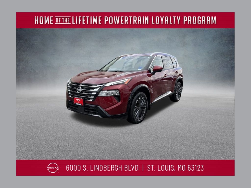 2025 Nissan Rogue Platinum's photo