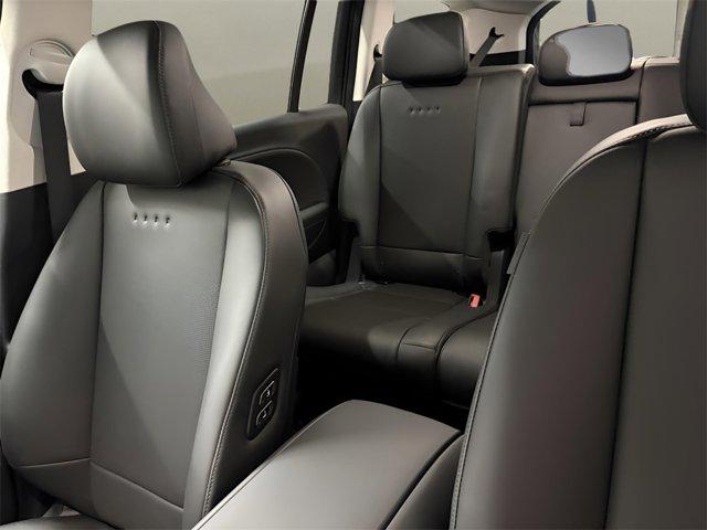 2026 Hyundai Ioniq SEL photo 25