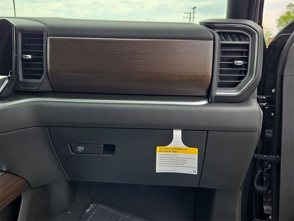2025 Chevrolet Silverado 2500HD High Country photo 36