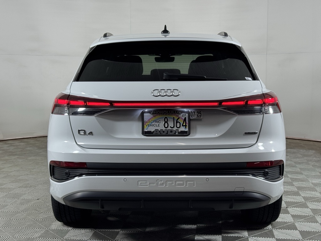 2023 Audi Q4 50 E-tron Premium photo 4