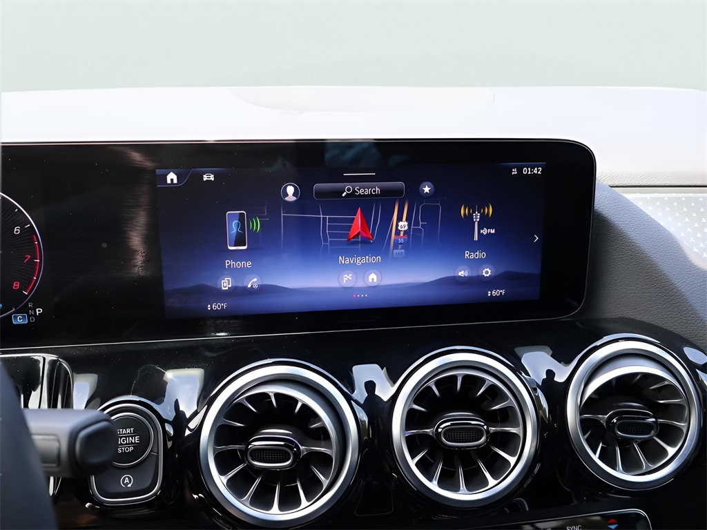2025 Mercedes Benz GLA 250 4MATIC photo 22