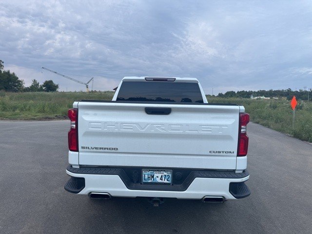 2020 Chevrolet Silverado 1500 Custom photo 4