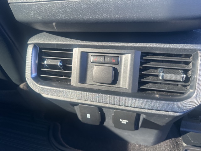 2022 Ford F-150 Platinum photo 33