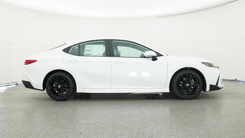 2026 Toyota Camry SE photo 22
