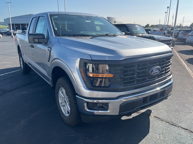 2025 Ford F-150 XL photo 3