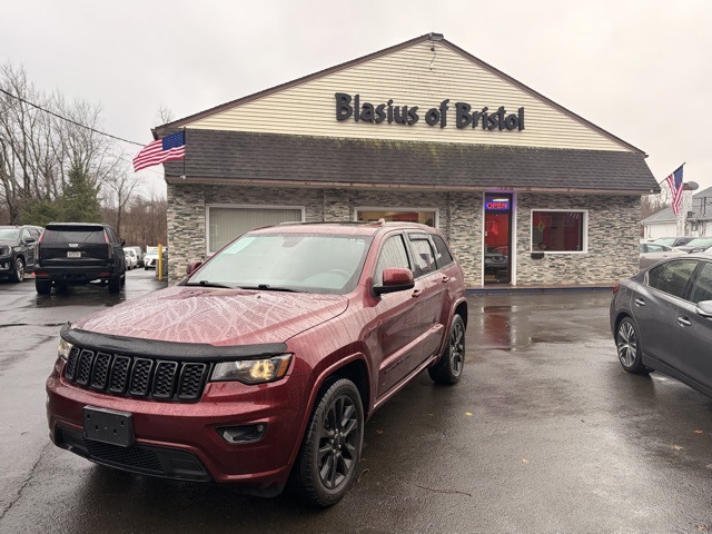 2018 Jeep Grand Cherokee Altitude's photo