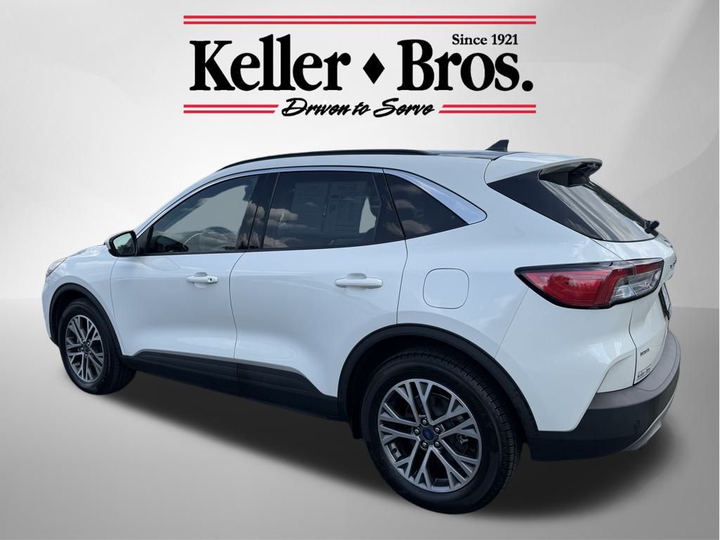 2022 Ford Escape SEL photo 4