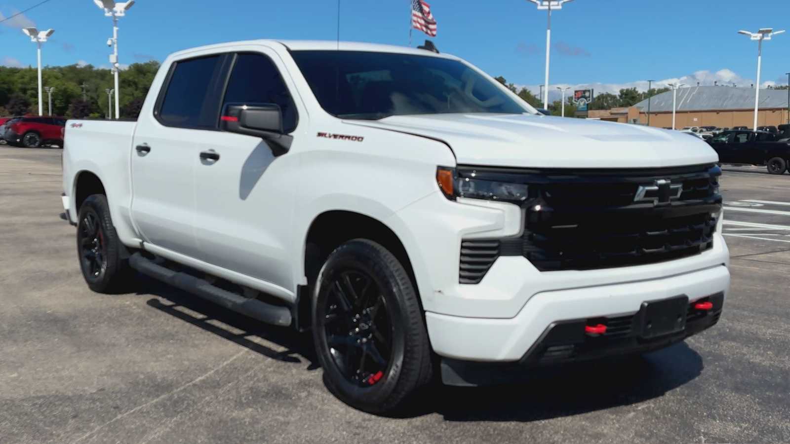 2023 Chevrolet Silverado 1500 RST photo 3