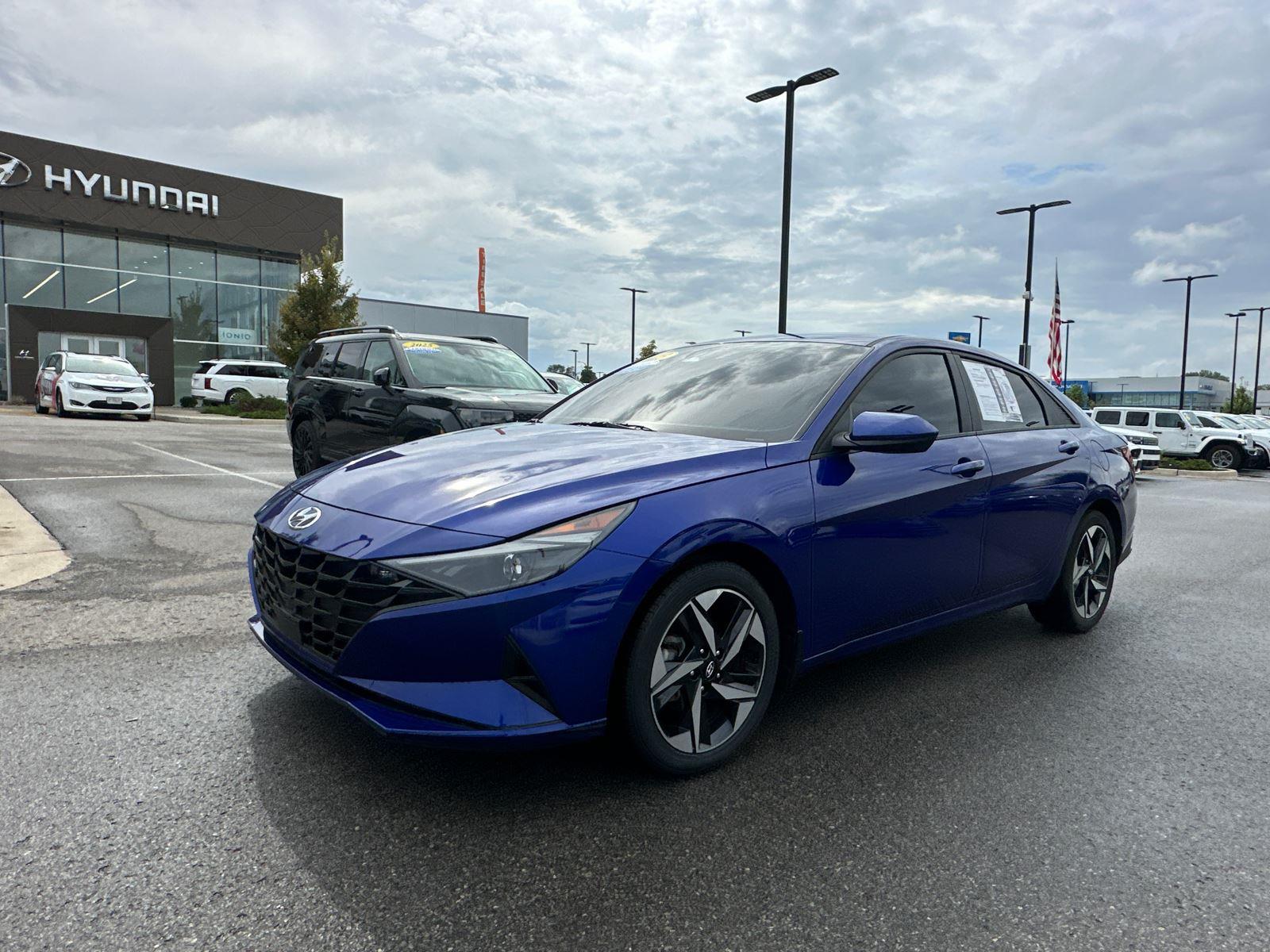 2023 Hyundai Elantra SEL photo 27