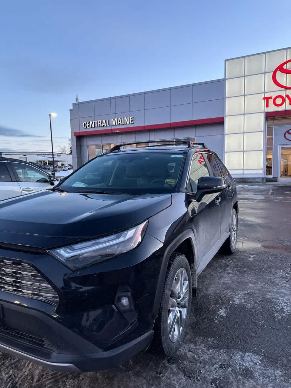 2025 Toyota RAV4 Limited's photo