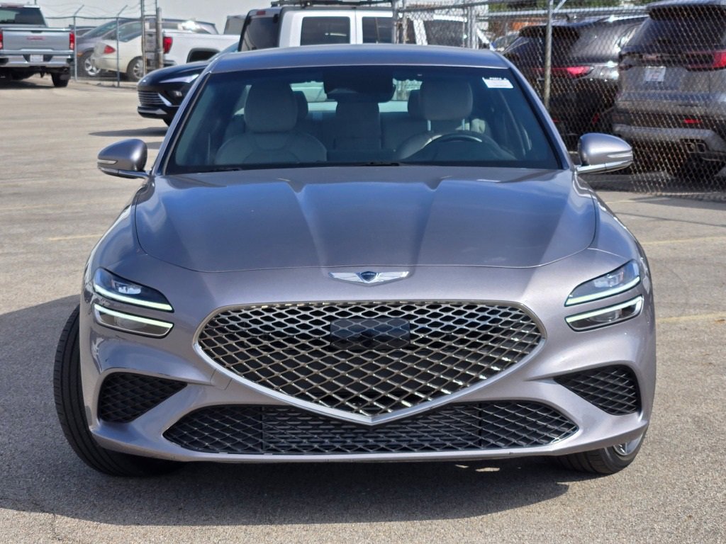 2023 Genesis G70 2.0T photo 2