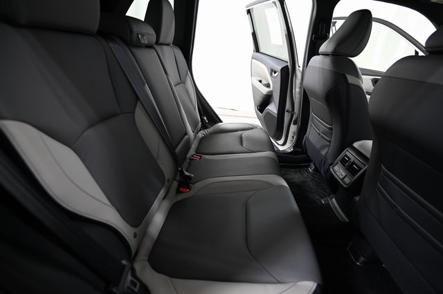 2025 Subaru Forester Limited photo 18