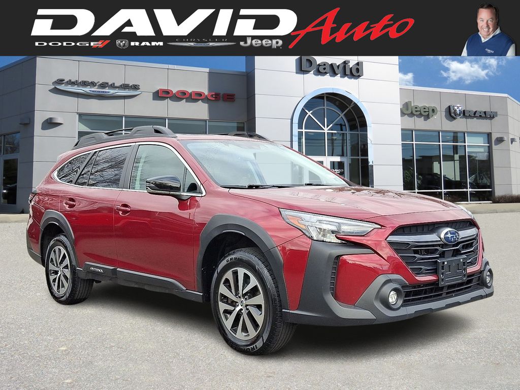 2024 Subaru Outback Premium's photo