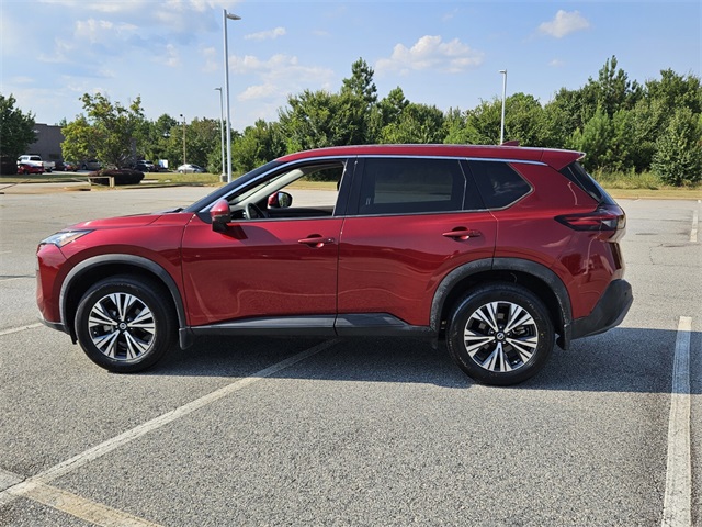 2021 Nissan Rogue SV photo 2