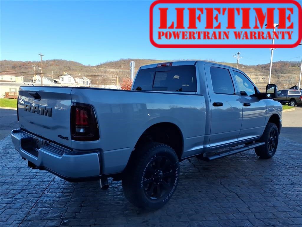 2026 Ram 2500 Tradesman photo 4