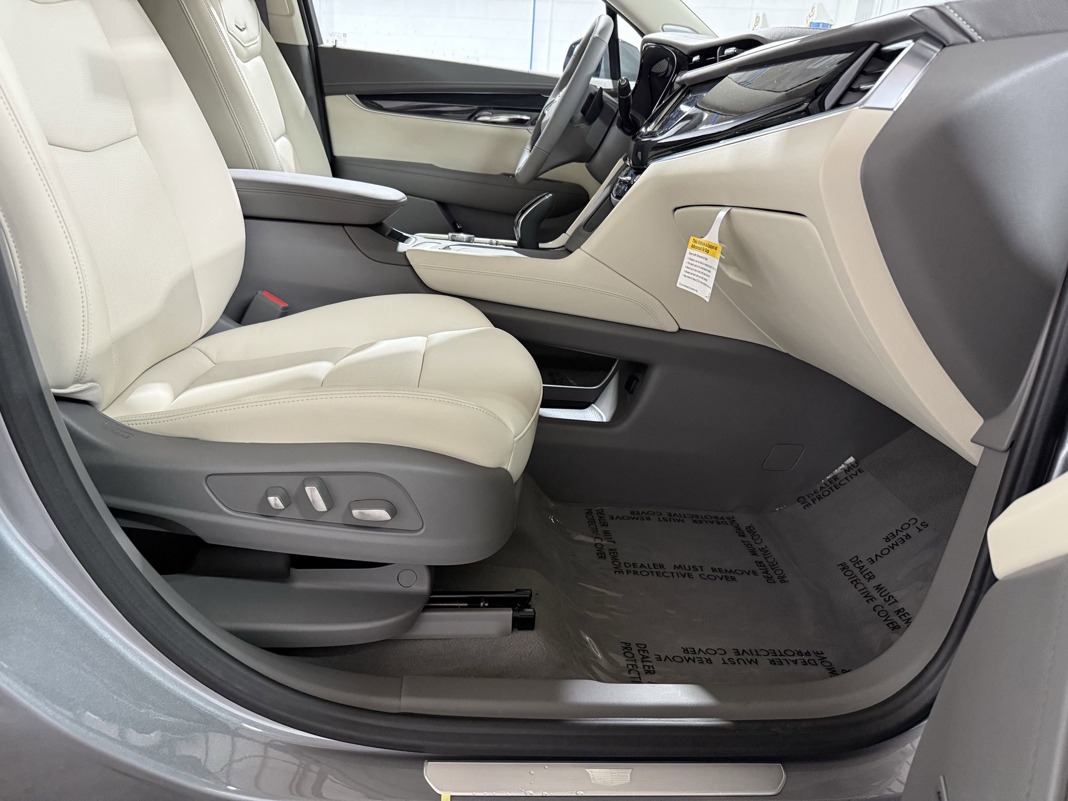 2025 Cadillac XT6 Premium Luxury photo 48
