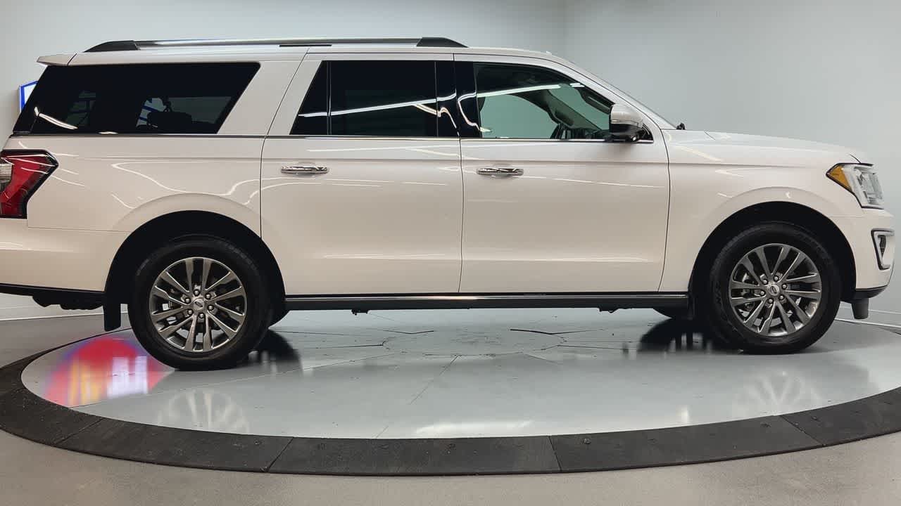 2019 Ford Expedition MAX Limited photo 3