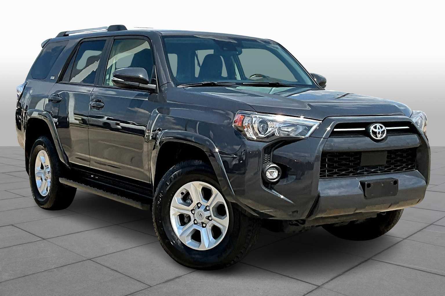 2024 Toyota 4Runner SR5 Premium photo 2