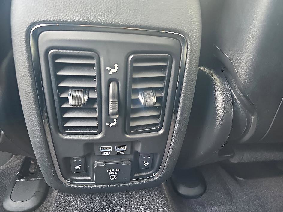 2019 Jeep Grand Cherokee Overland photo 21