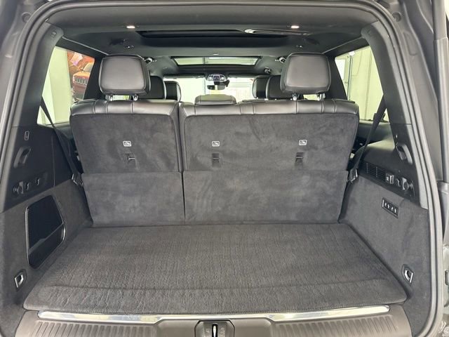 2022 Jeep Grand Wagoneer I photo 8