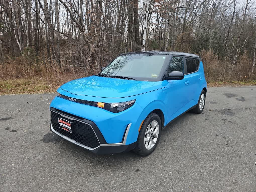 2023 Kia Soul S's photo