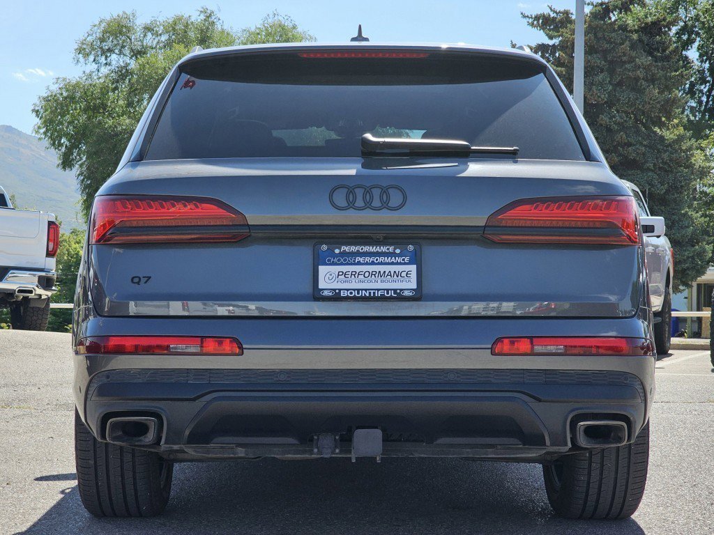 2025 Audi Q7 45 Premium Plus photo 13