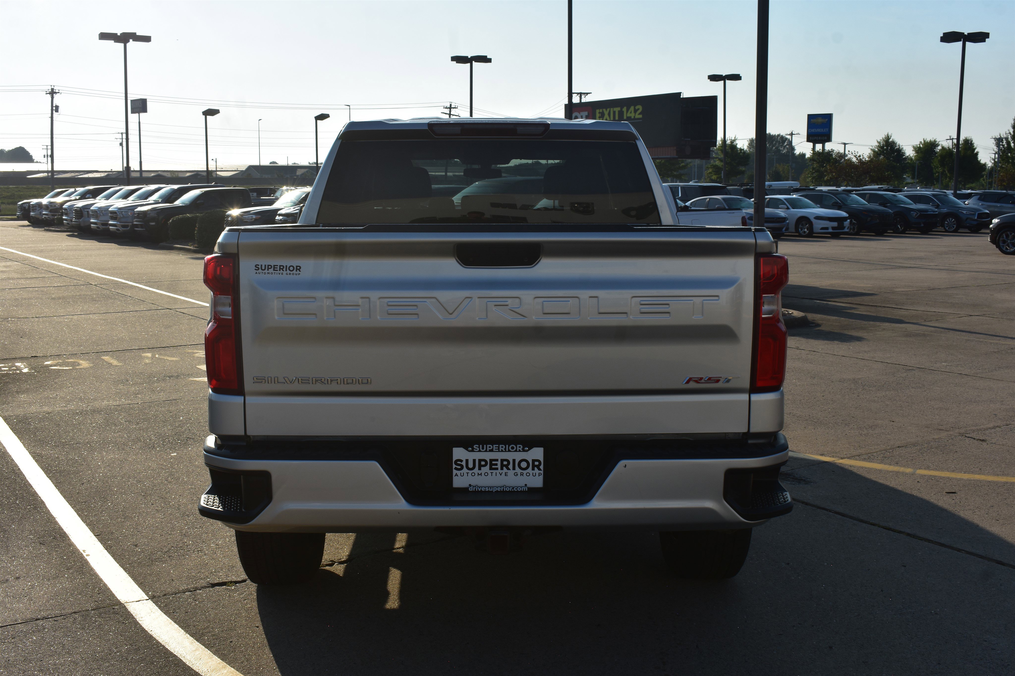 2020 Chevrolet Silverado 1500 RST photo 3
