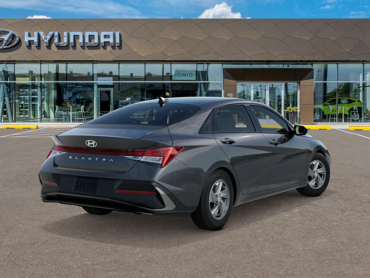 2026 Hyundai Elantra SE photo 3