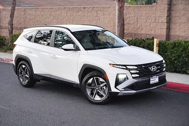 2026 Hyundai Tucson SEL photo 3