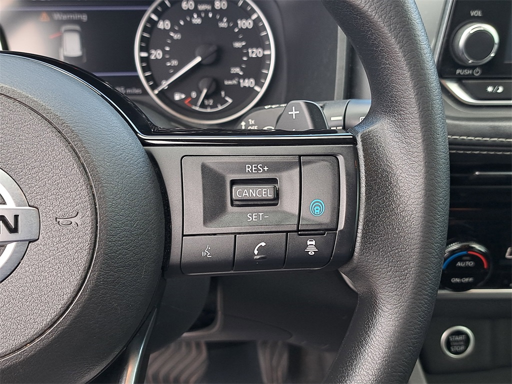 2021 Nissan Rogue SV photo 24