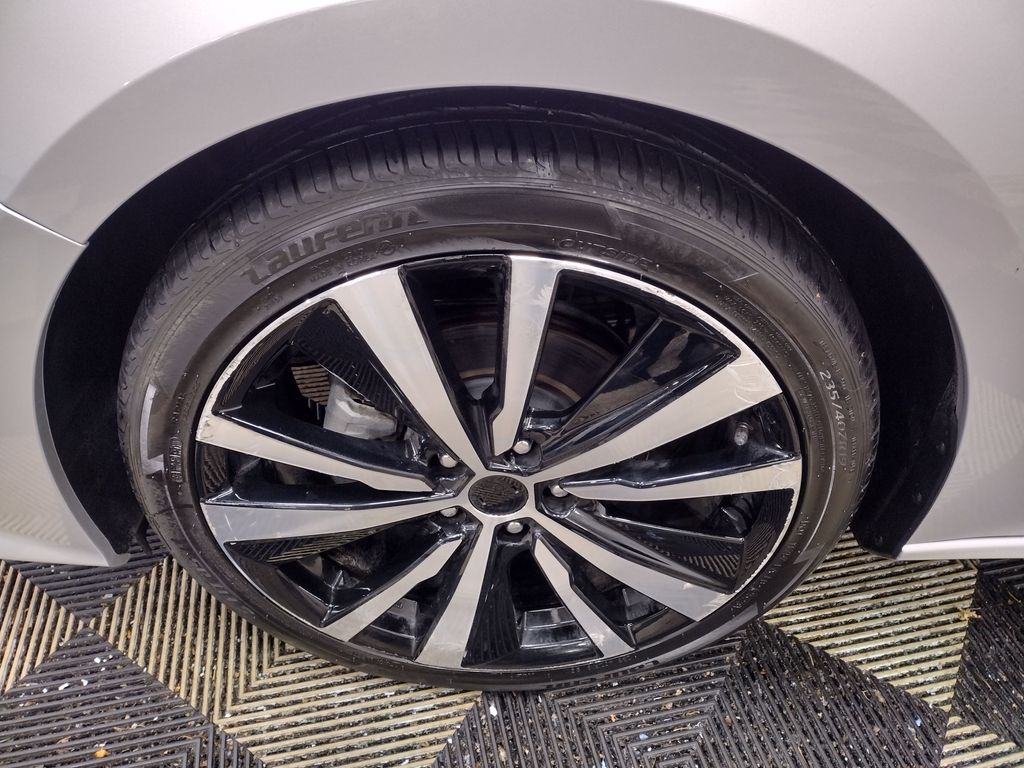 2021 Nissan Altima 2.5 SR photo 3