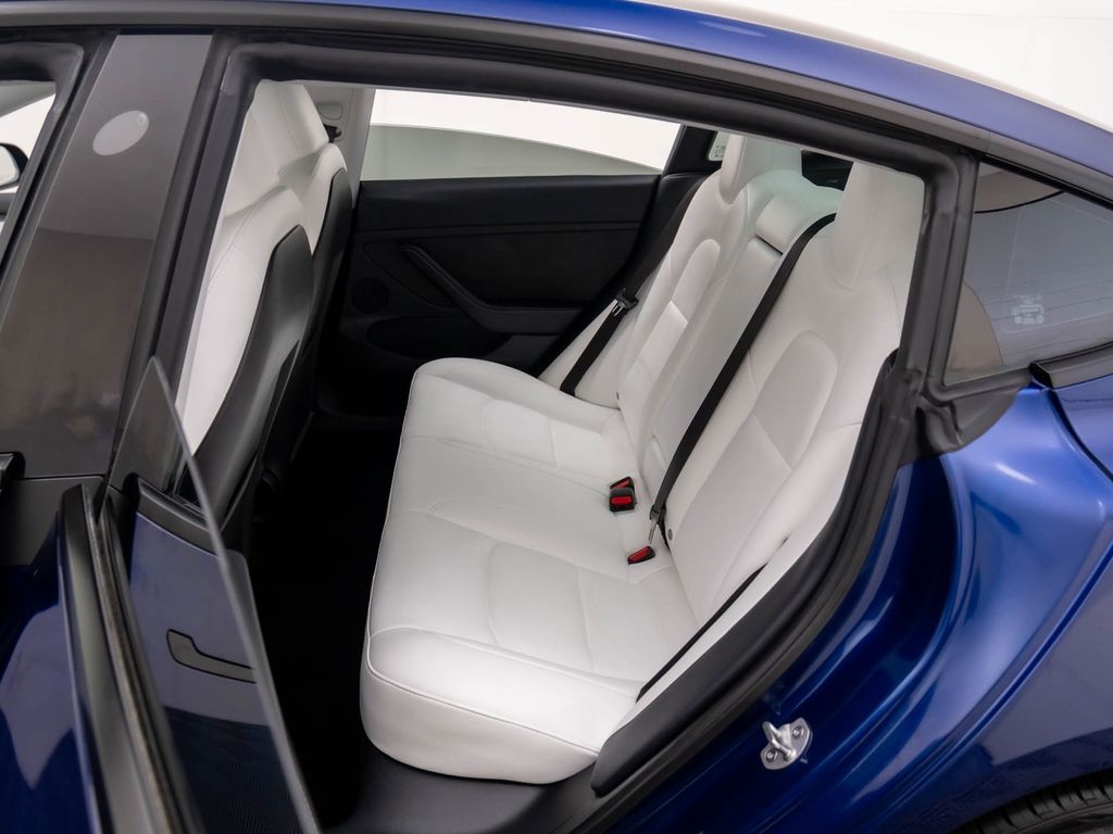 2023 Tesla Model 3 Performance photo 14
