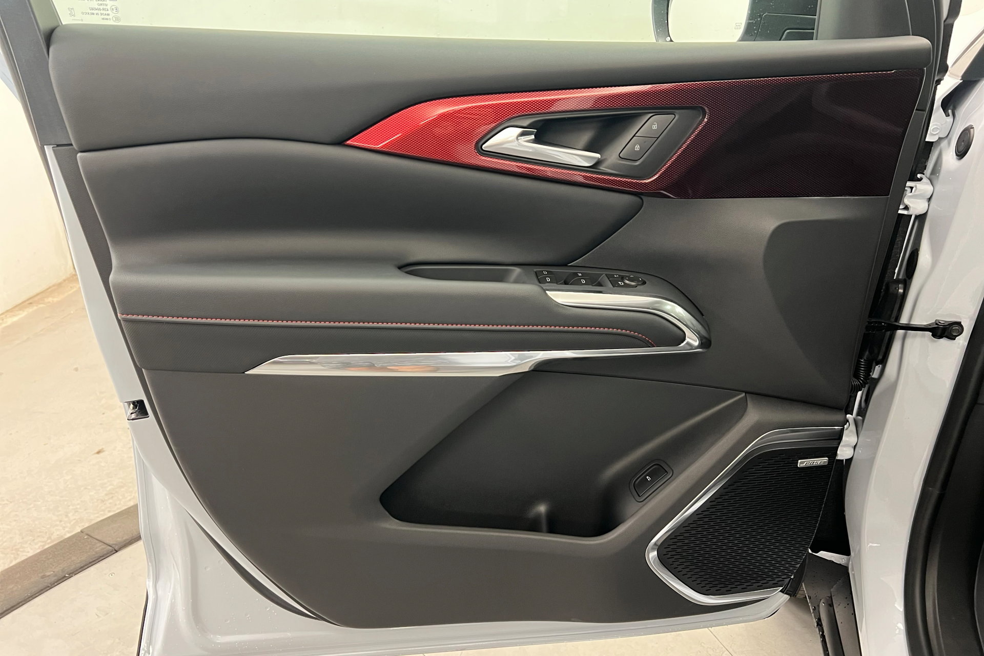 2026 Chevrolet Traverse Z71 photo 14