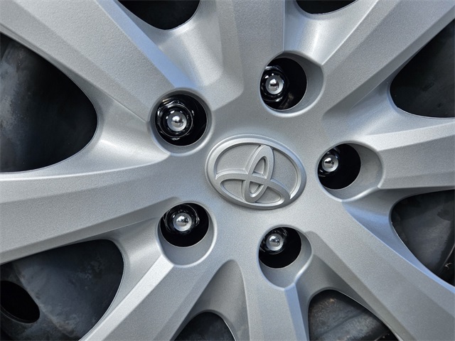 2025 Toyota Corolla Hybrid LE photo 16