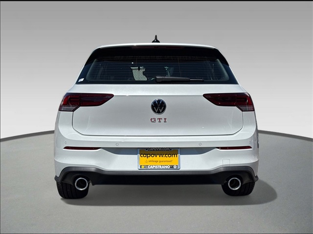 2025 Volkswagen Golf GTI SE photo 2