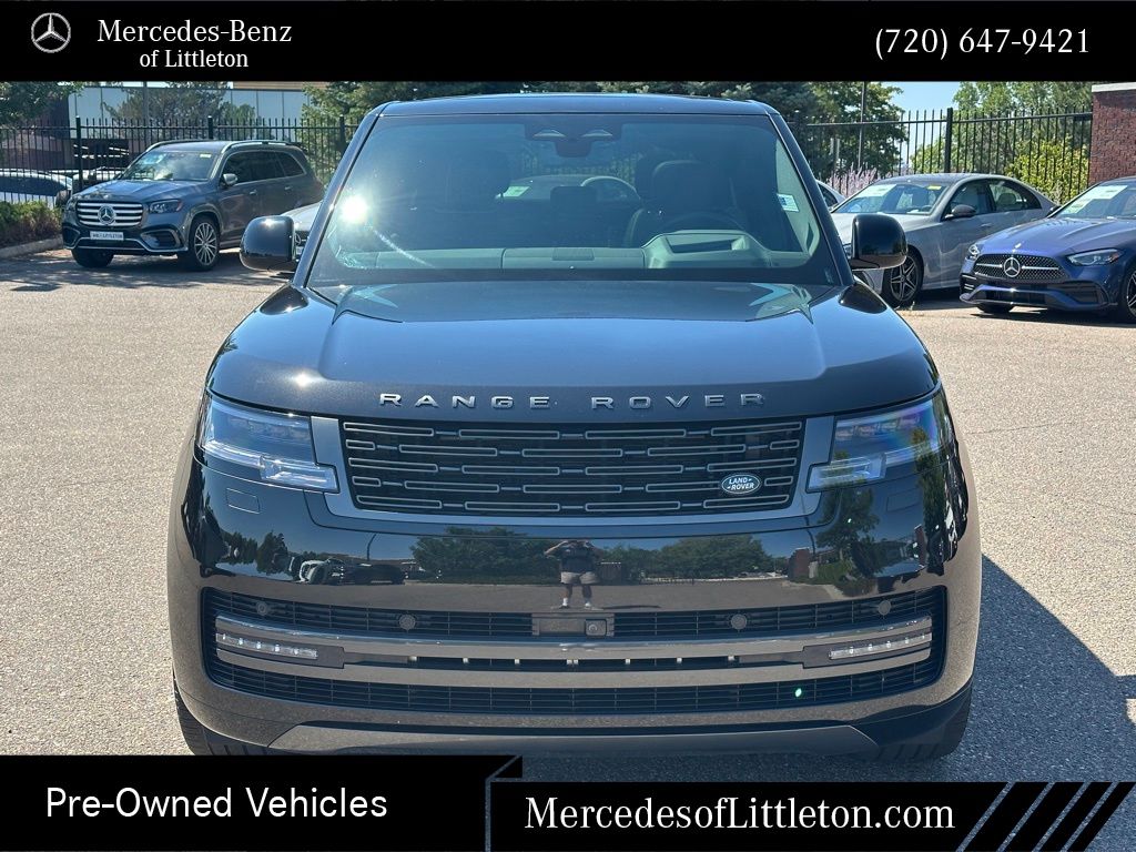 2024 Land Rover Range Rover SE photo 5